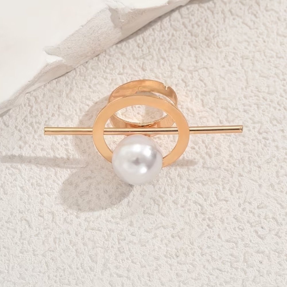 NEW Elegant Pearl Ring. 💍 Trendy Ring - Picture 2 of 5